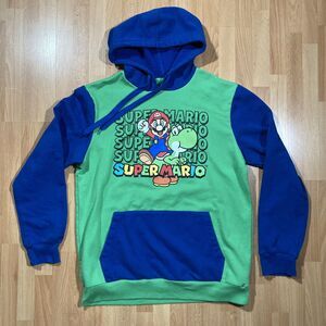 Super Mario Official Nintendo Green Graphic Hoodie (Size M) Sweatshirt • EUC